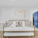 Luxury Kitchen Heated Pool Pool Table Bikes