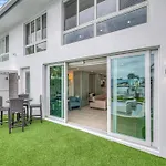 Suite By Beach Waterfront Lago Key Three