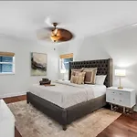 3 Bedroom Victoria Park Pool