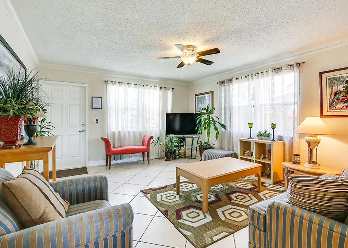 Homey Ft Lauderdale Getaway 4 Miles To Beach!