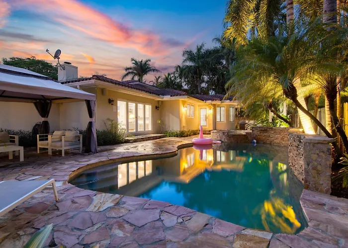 Coral Ridge Getaway By Avantstay Pool Hot Tub Billiards 5Mins To Beach