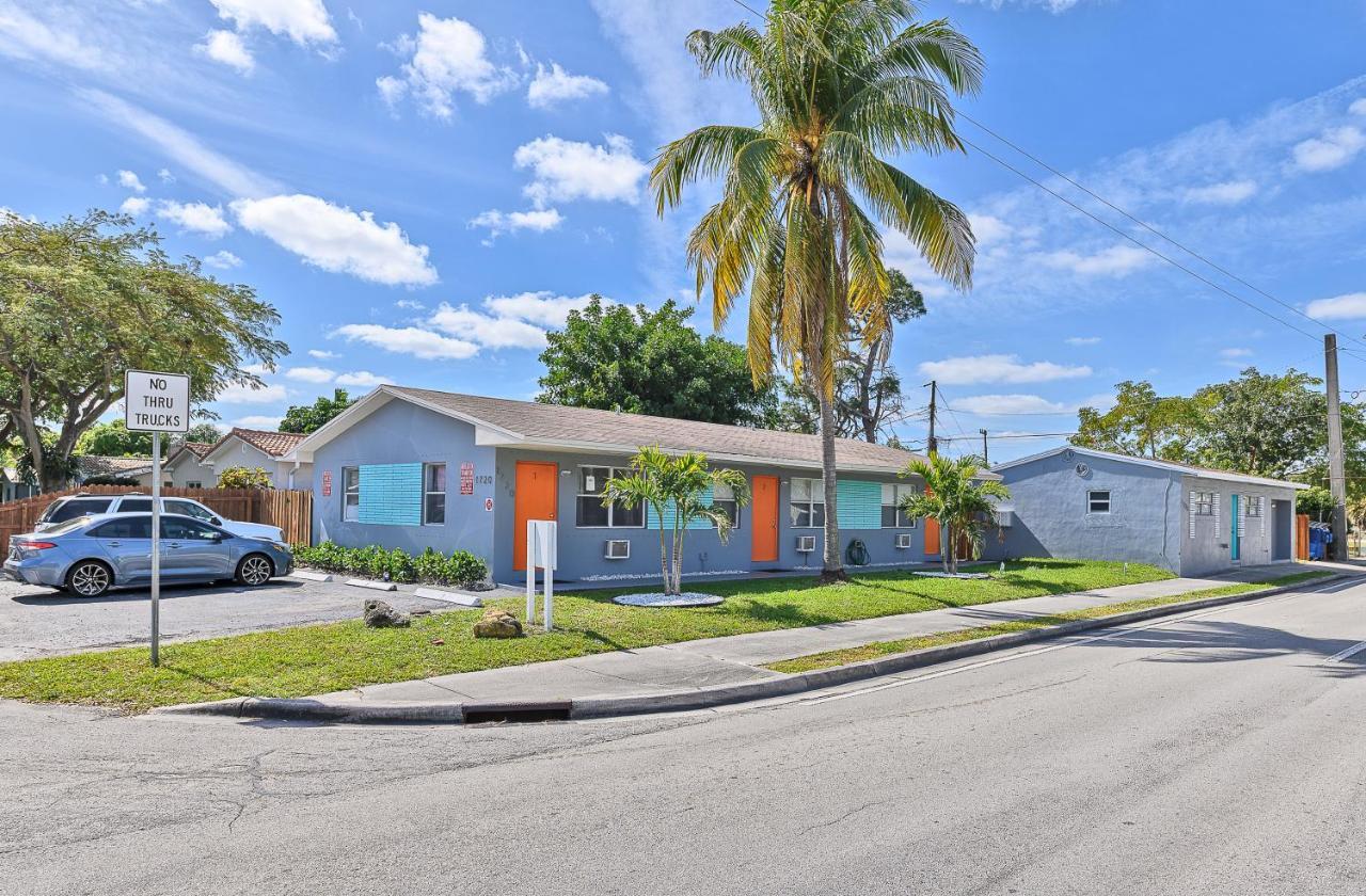 Relax And Enjoy Lauderdale Beach! Apartment