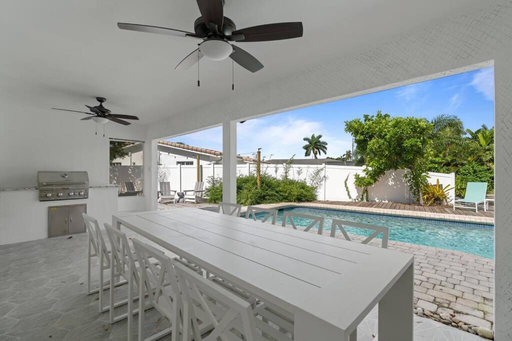 Waterfront-heated Pool-mini Golf-game Room-2mi Fort Lauderdale