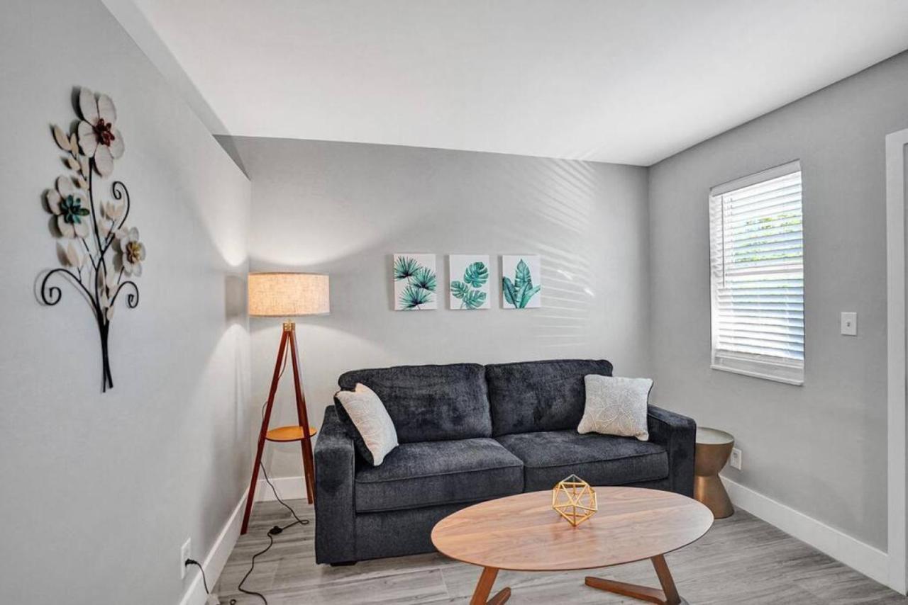 Apartment Rustic Retreats Beachy 1br For 4 Guests In The Heart Of Lauderdale