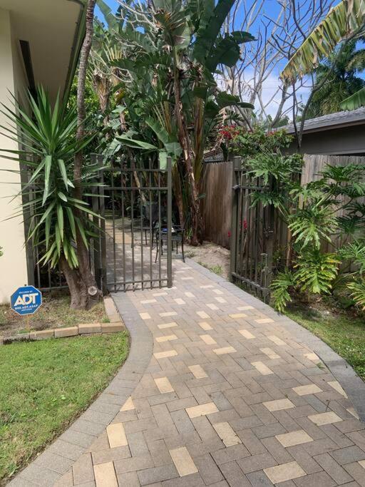 Apartment Tropical Classic Retro Florida, Private 2 Bedroom With Location *