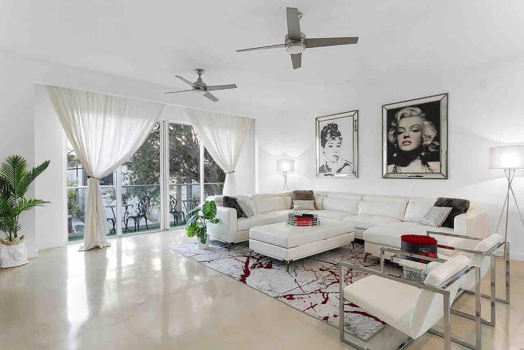 Monroe Mansion Fort Lauderdale