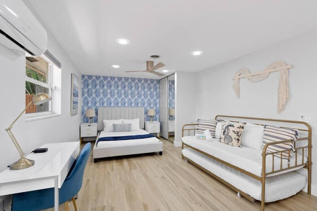 Holiday home Luxury Kitchen Heated Pool Pool Table Bikes
