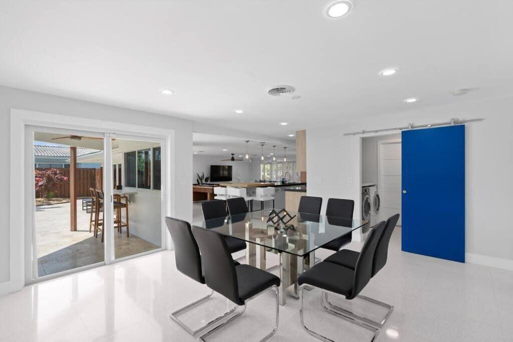 Luxury Kitchen Heated Pool Pool Table Bikes Holiday home Fort Lauderdale