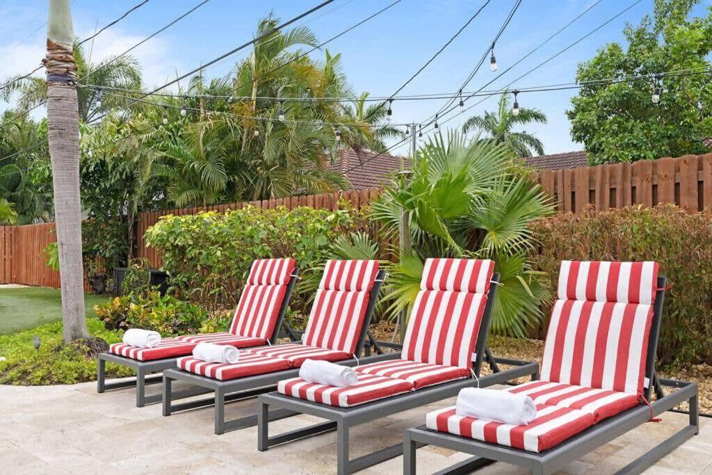 Luxury Kitchen Heated Pool Pool Table Bikes Holiday home *