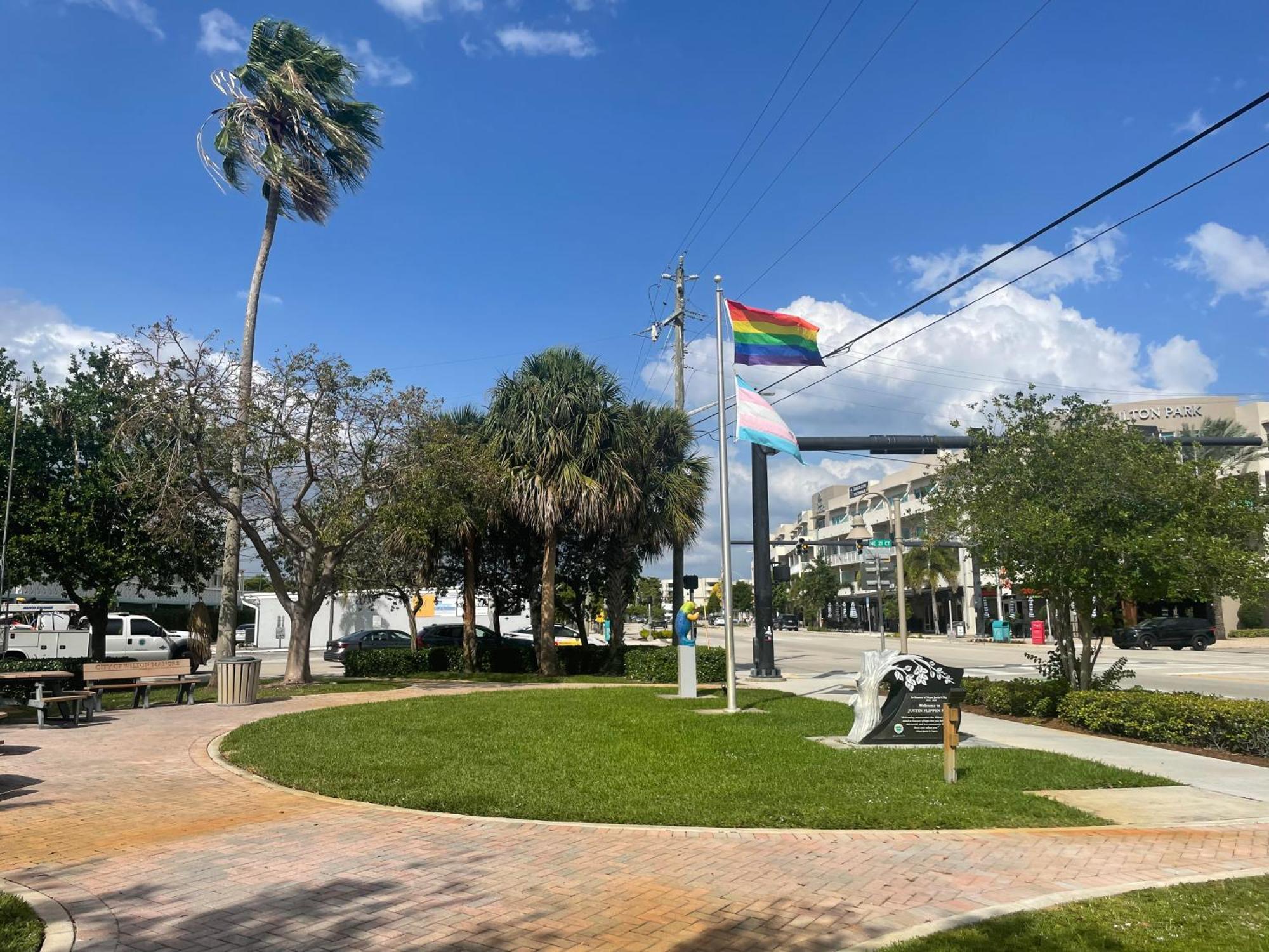 Tropical Classic Retro Florida, Private 2 Bedroom With Location Apartment *