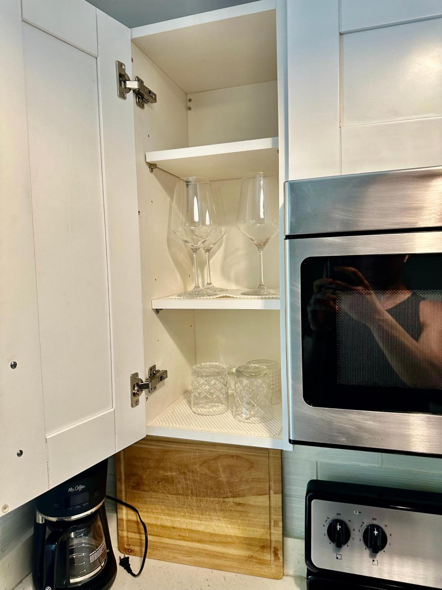 Apartment Olas Oasis, Pool, Parking, Remodeled