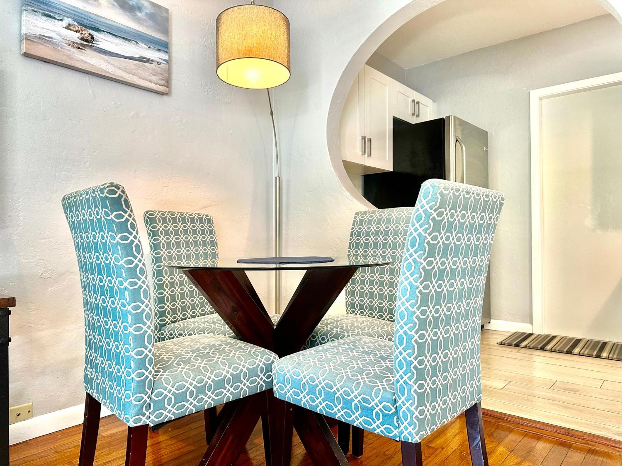 Olas Oasis, Pool, Parking, Remodeled
