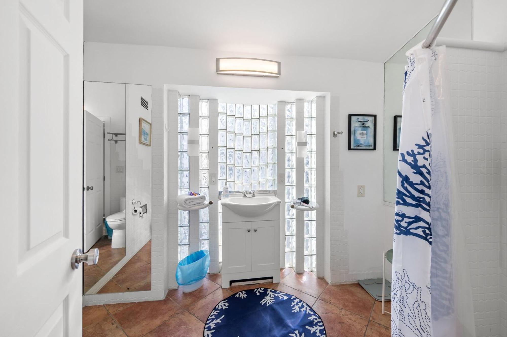 Holiday home Waterfront Escape Walk To Olas Privatepool Bbq Fort Lauderdale