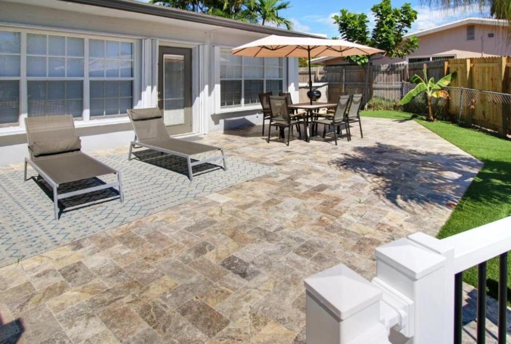 Paradise Bay Waterfront Waterman's Retreat N Lauderdale Holiday home