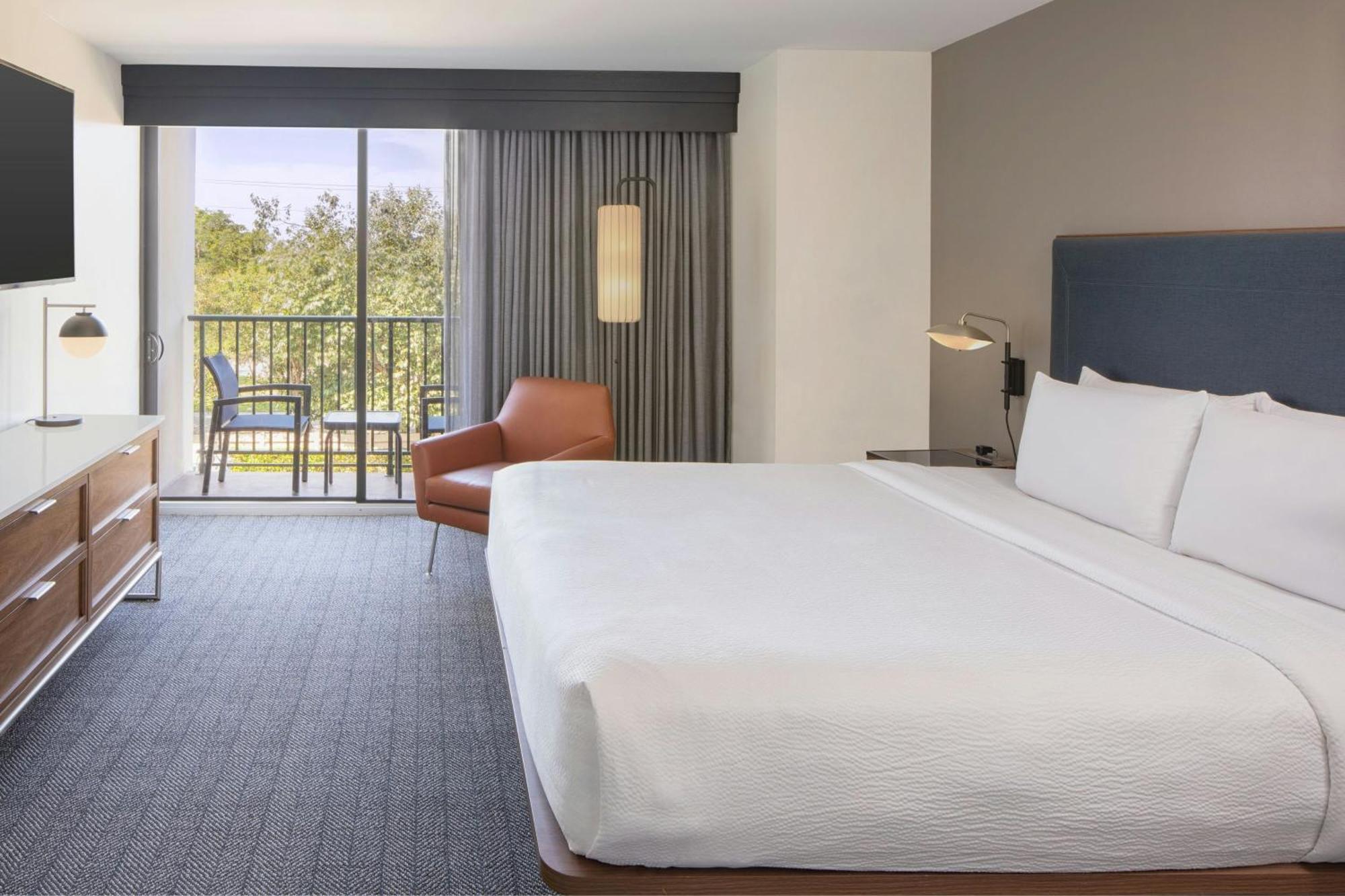 Courtyard By Marriott Lauderdale East / Lauderdale-by-the-sea