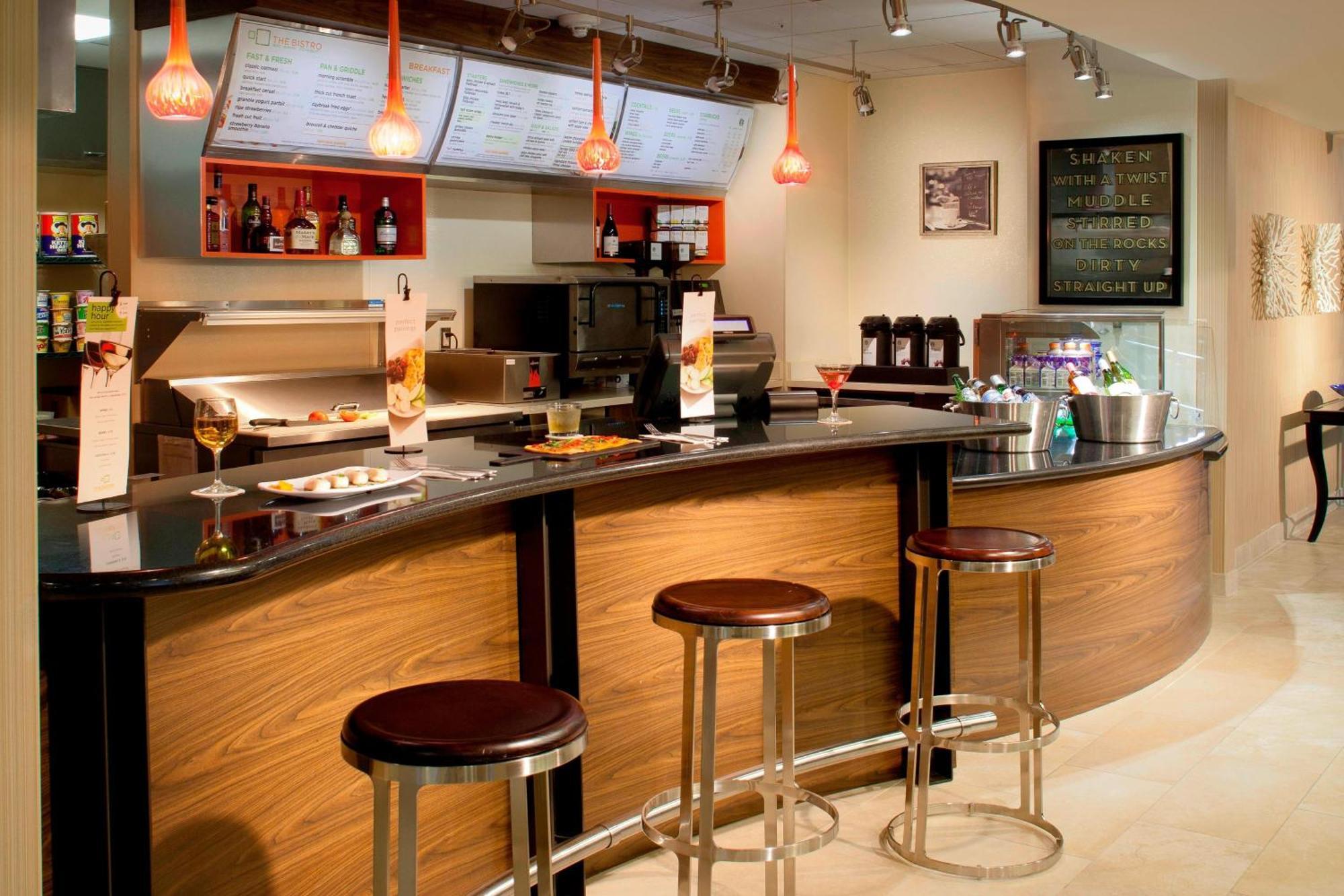 Courtyard By Marriott Lauderdale East / Lauderdale-by-the-sea Hotel 3*
