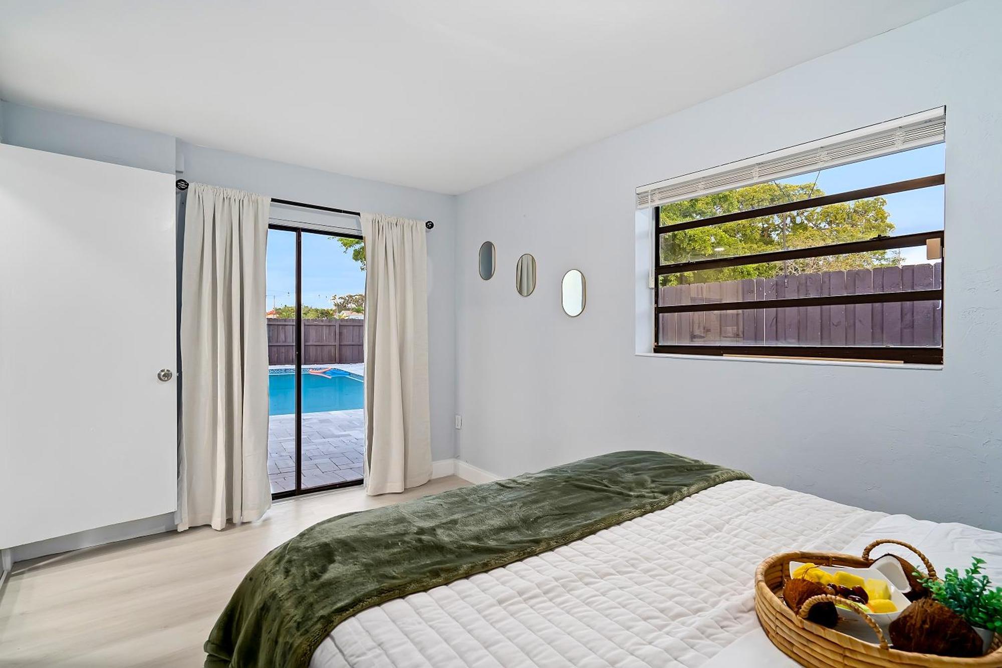 10min To Stylish Sleeps 12 With Pool, Game & Mini Golf Villa Fort Lauderdale