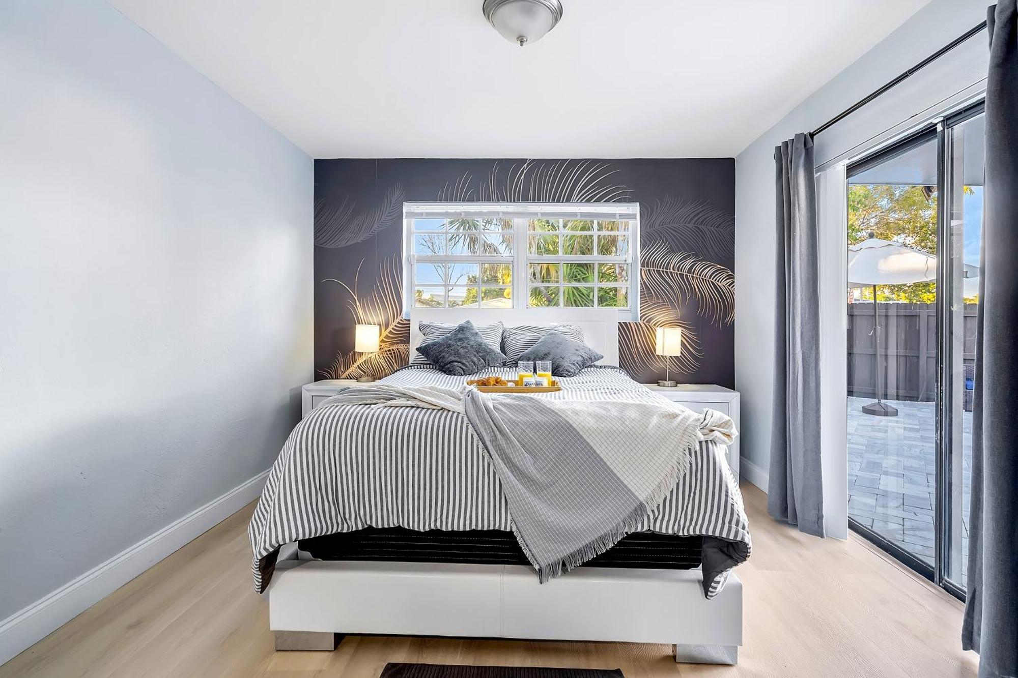 10min To Stylish Sleeps 12 With Pool, Game & Mini Golf