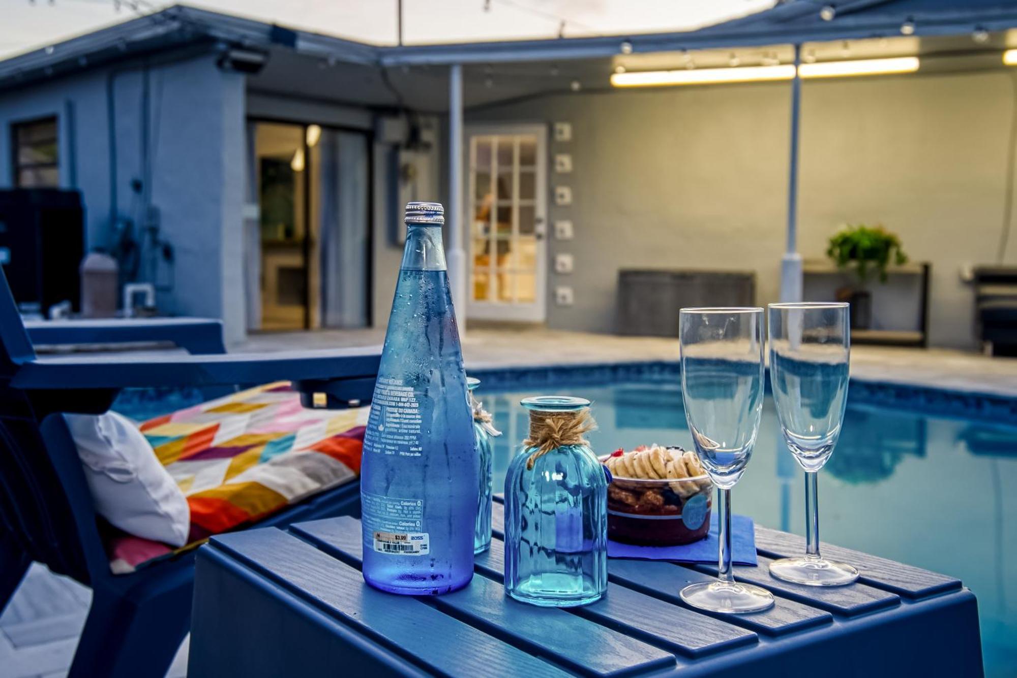 10min To Stylish Sleeps 12 With Pool, Game & Mini Golf