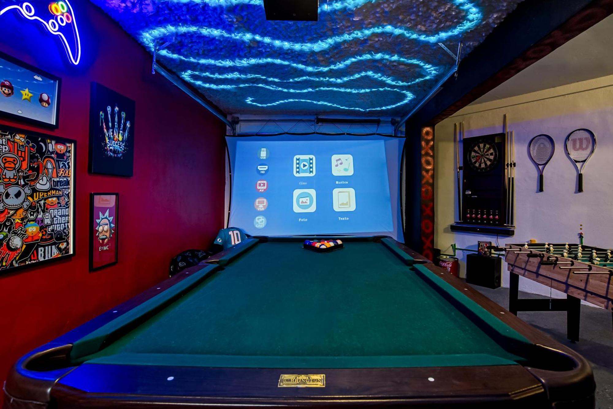 10min To Stylish Sleeps 12 With Pool, Game & Mini Golf