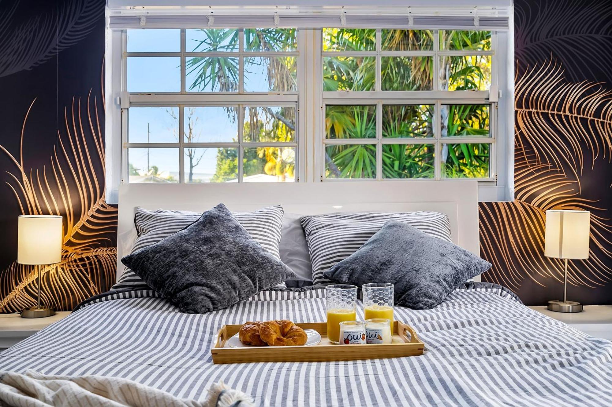 10min To Stylish Sleeps 12 With Pool, Game & Mini Golf