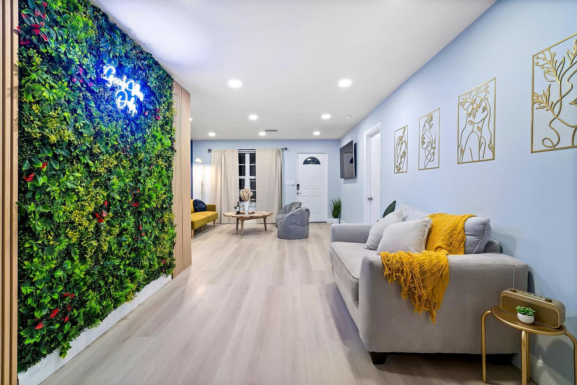 10min To Stylish Sleeps 12 With Pool, Game & Mini Golf