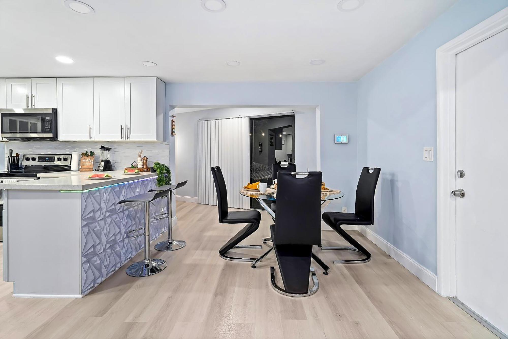 10min To Stylish Sleeps 12 With Pool, Game & Mini Golf * Fort Lauderdale