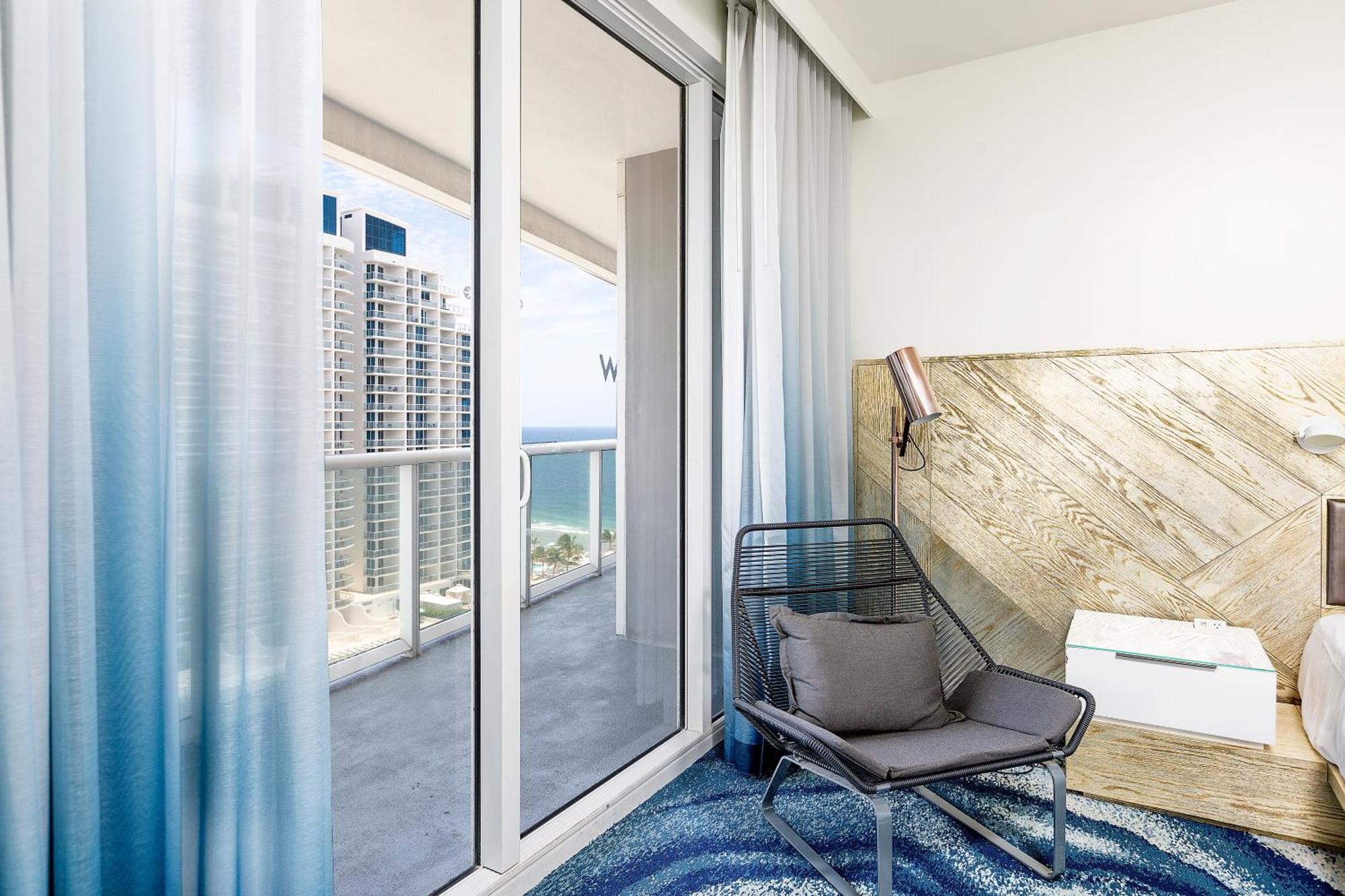 Apartment 16th Floor Luxury 2 Bedroom - Ocean Views & Luxury *