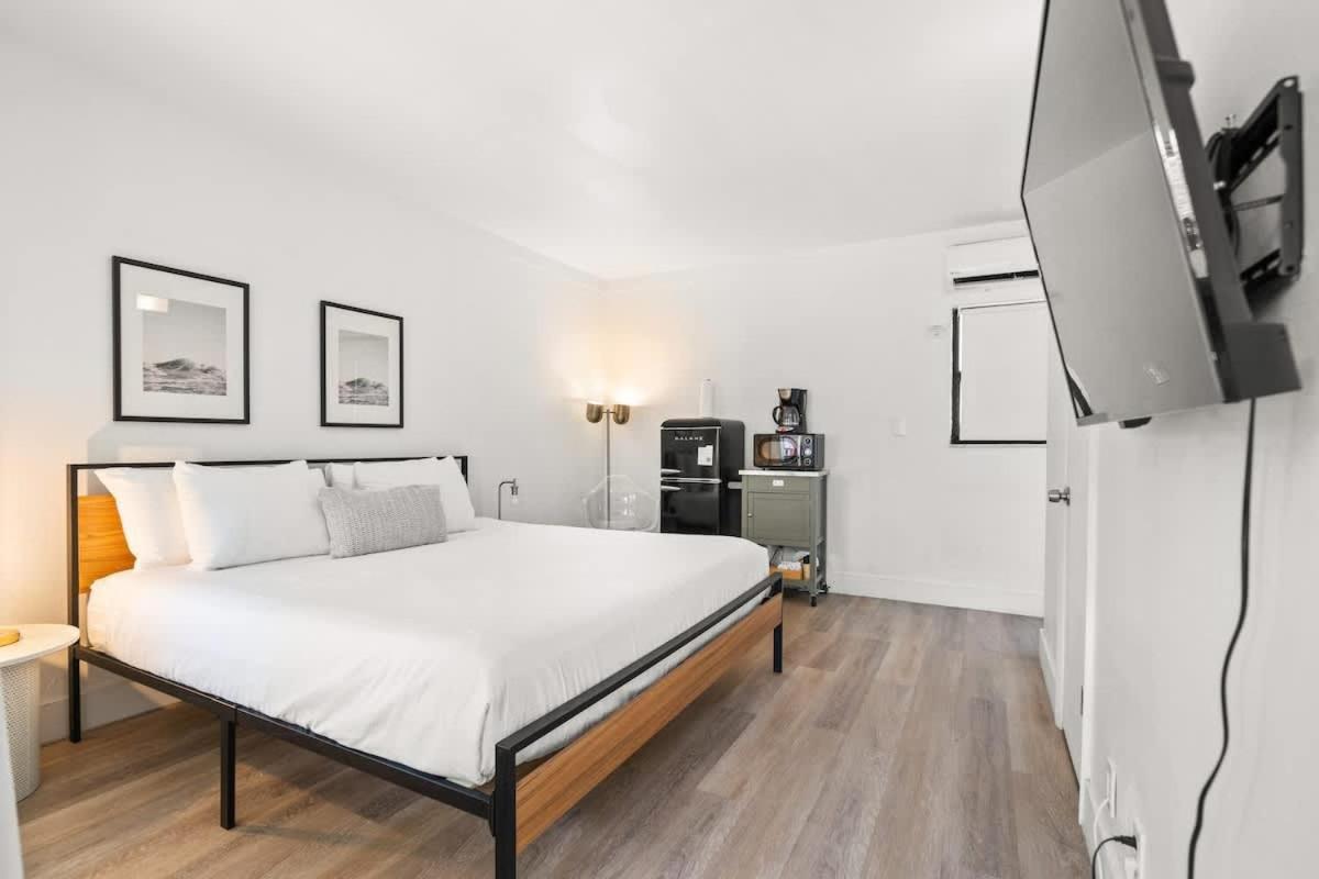 Chopin #102 Fort Lauderdale