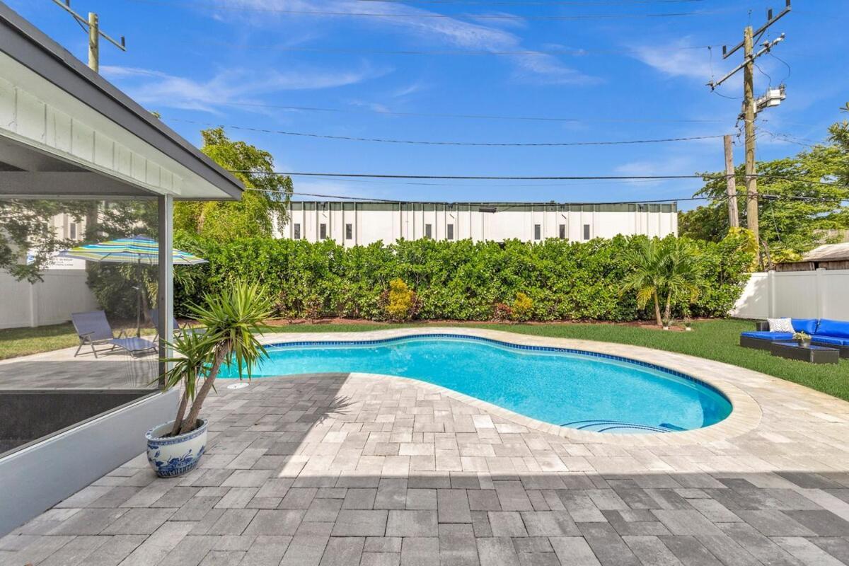 Holiday home 3bed Modern Family Friendly Heated Pool Fort Lauderdale