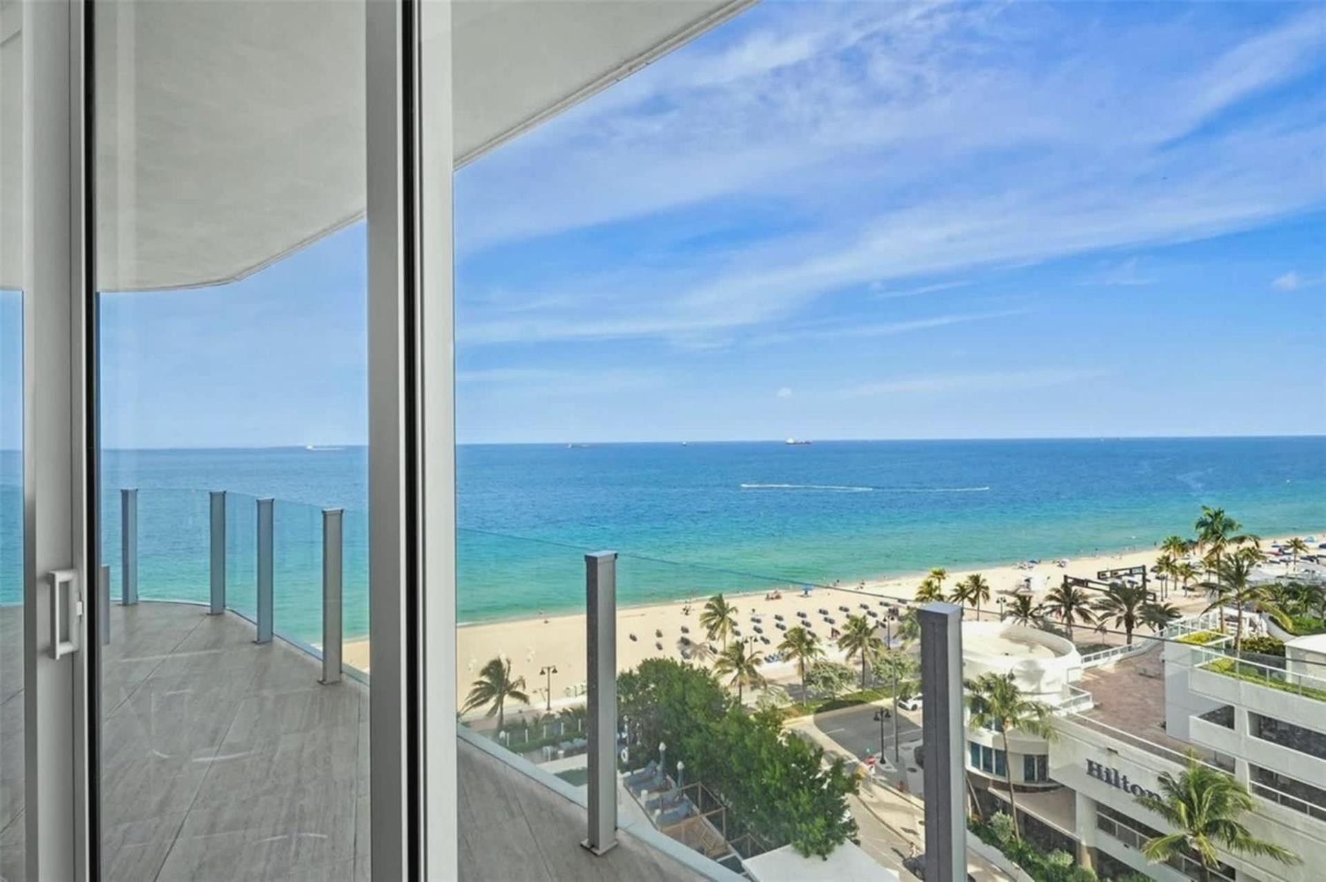 Oceanfront 2-bedroom With Great View Apartment Fort Lauderdale