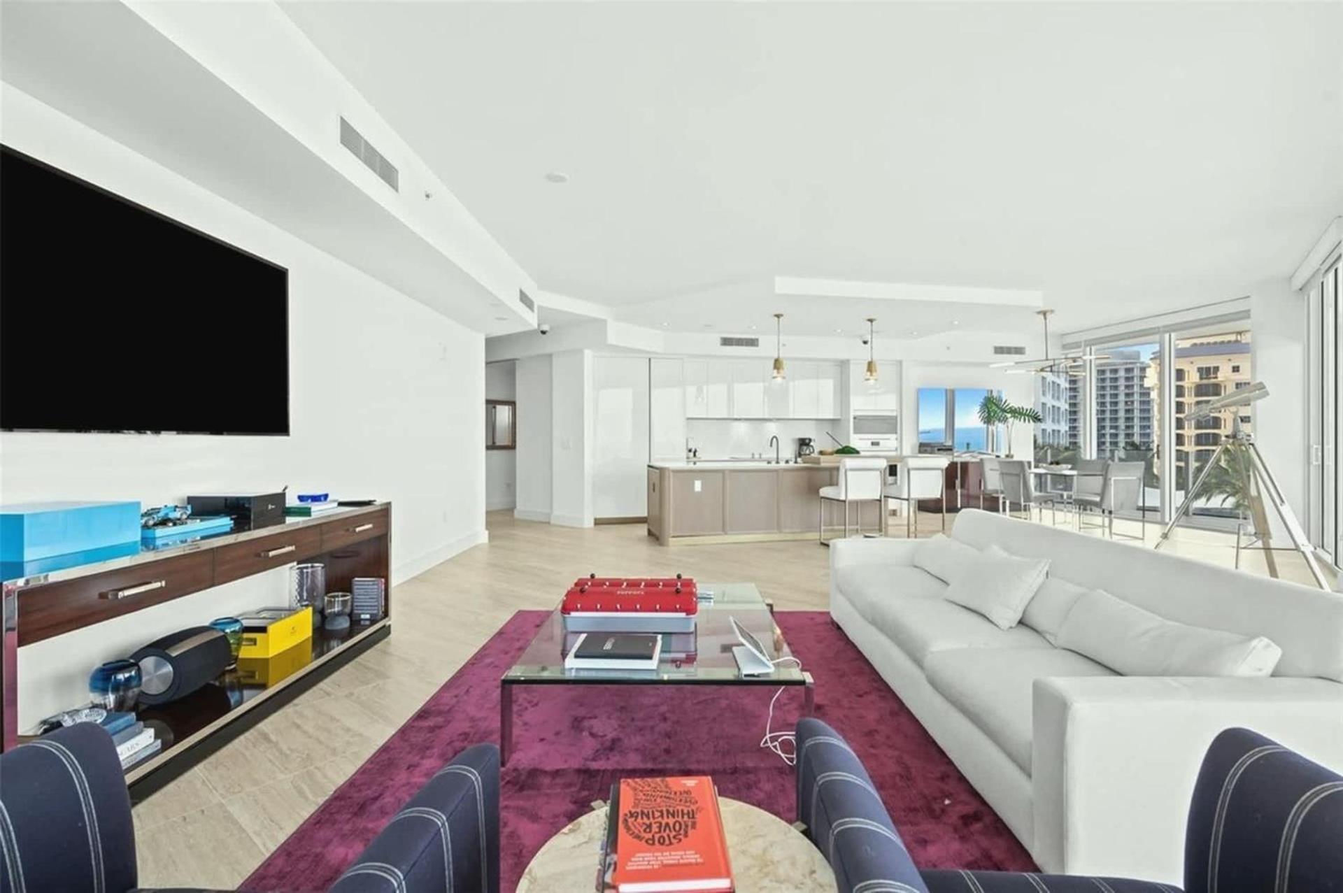 Oceanfront 2-bedroom With Great View