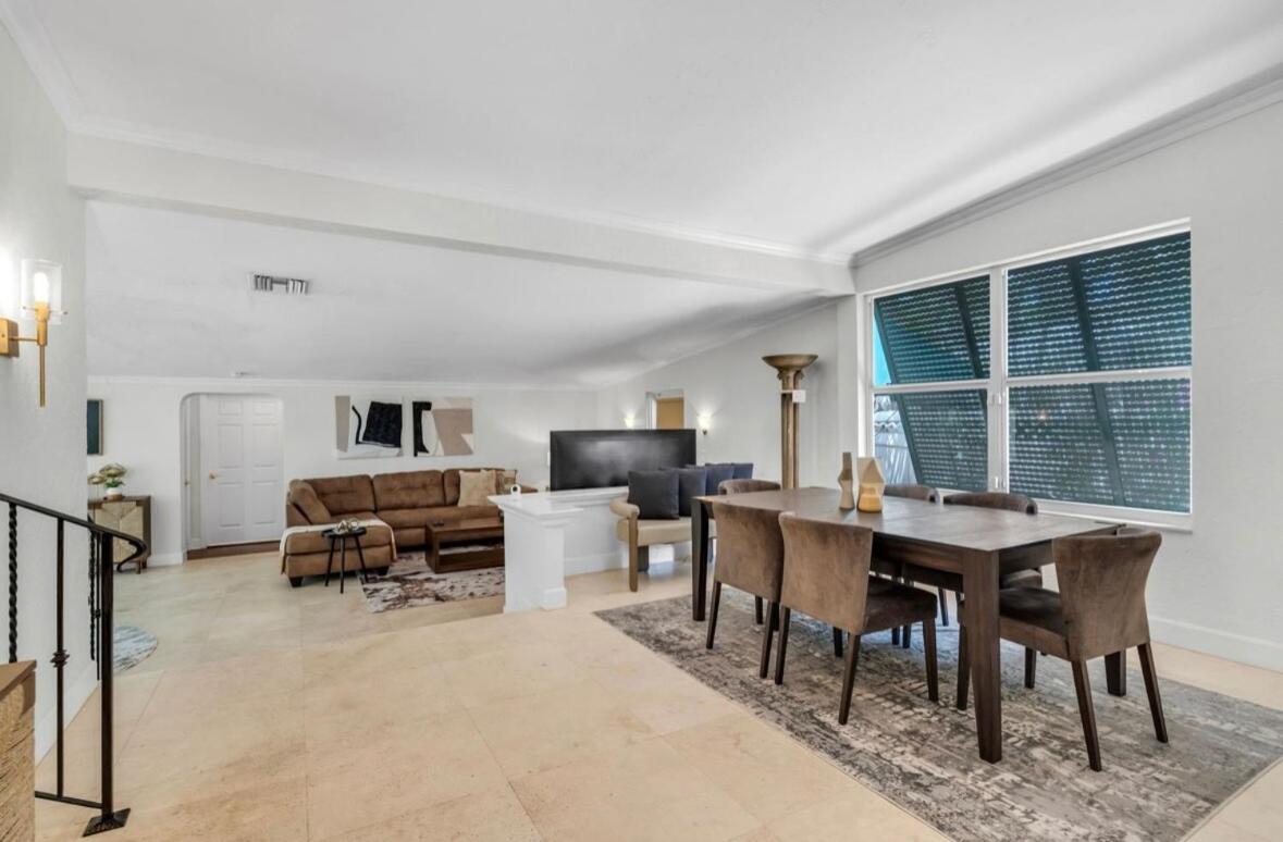 3 Bedroom Victoria Park Pool