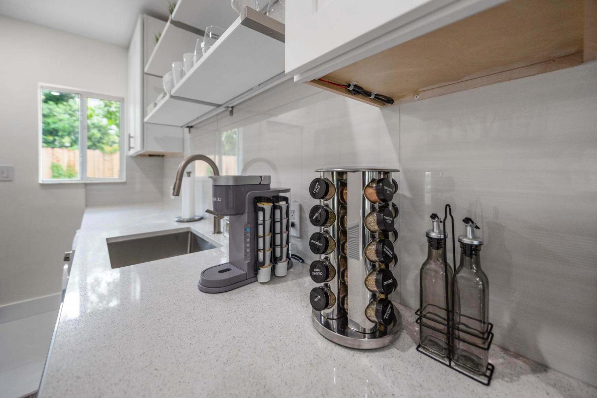 Uhost Ai - Stylish Steps From Apartment Fort Lauderdale