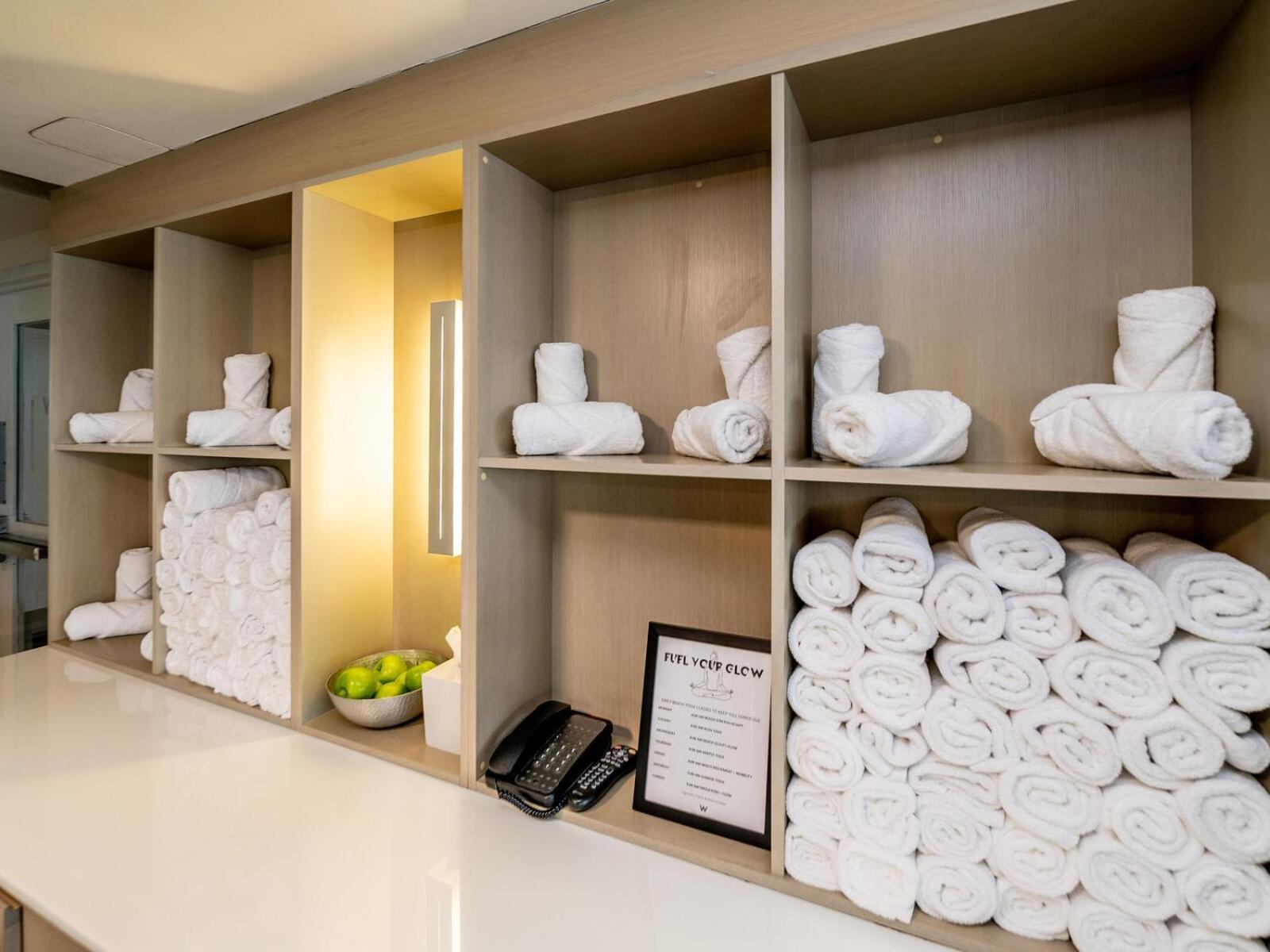 16th Floor Luxury 2 Bedroom - Ocean Views & Luxury
