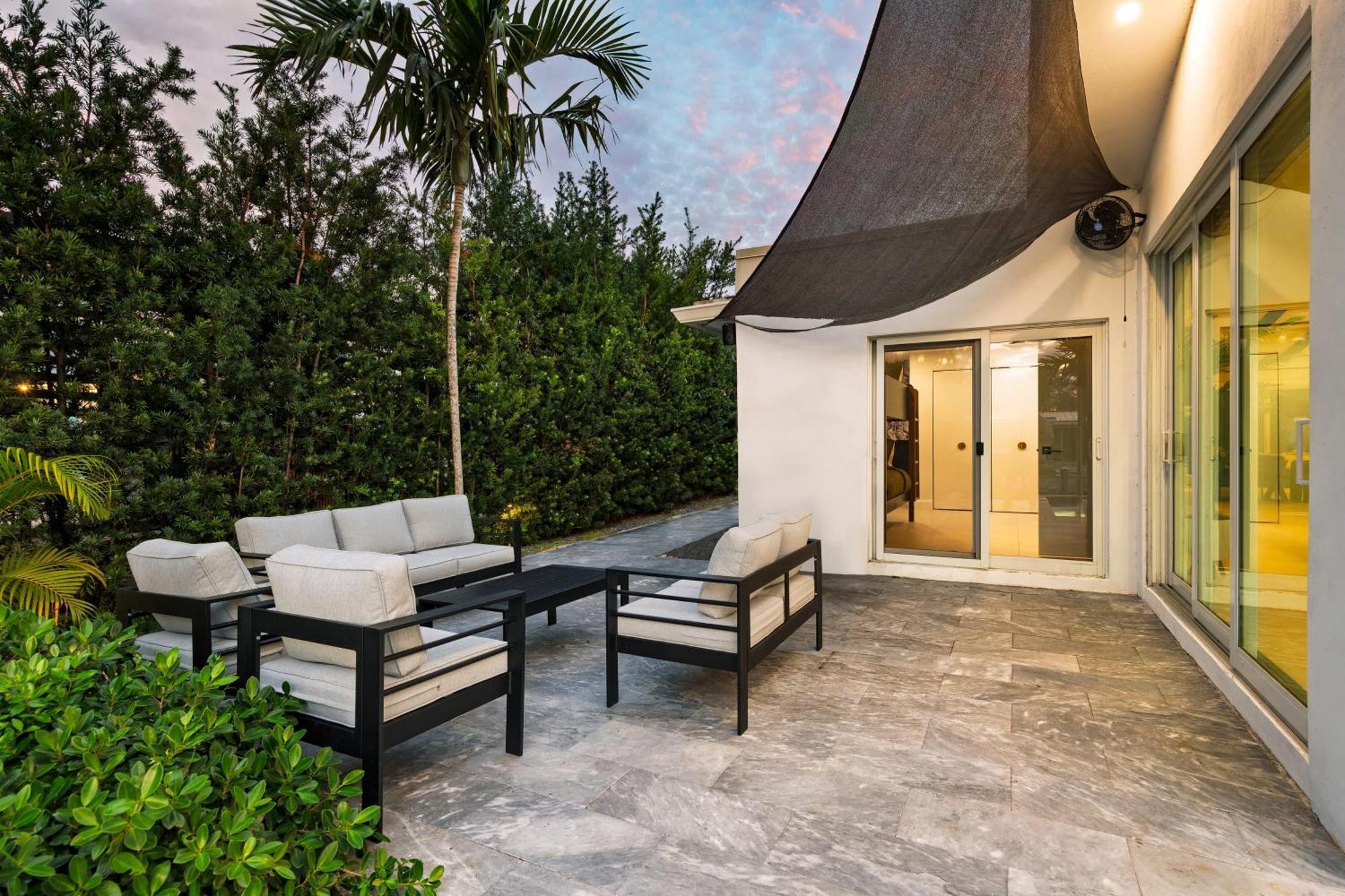Luxury Waterfront W Pool Hot Tub Dock Near Olas Gulfstream Fort Lauderdale