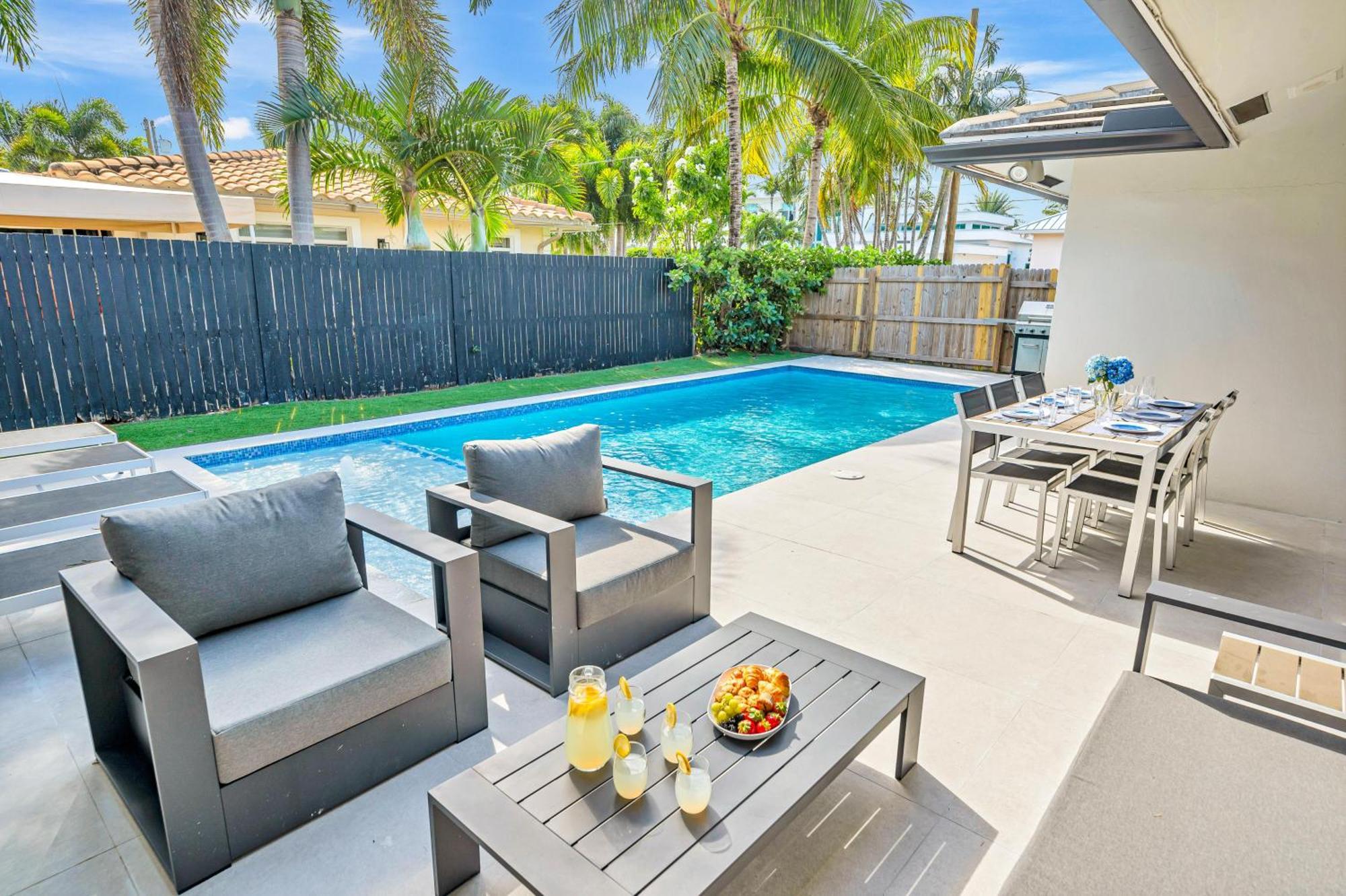 Open Concept Proximity Lush Neighborhood Pearl Key Holiday home