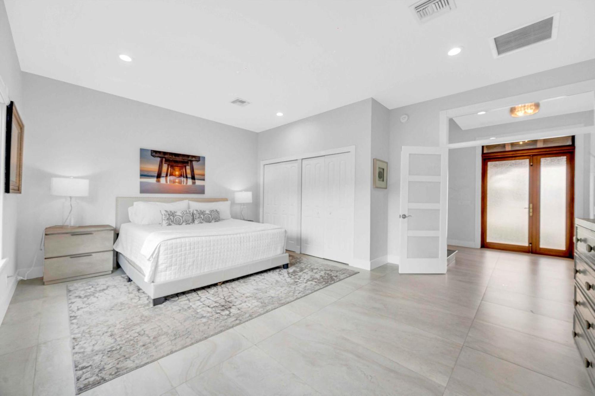 On Intracoastal In Proximity Waterfront Views Access Fogg Key Vlllas Holiday home Fort Lauderdale