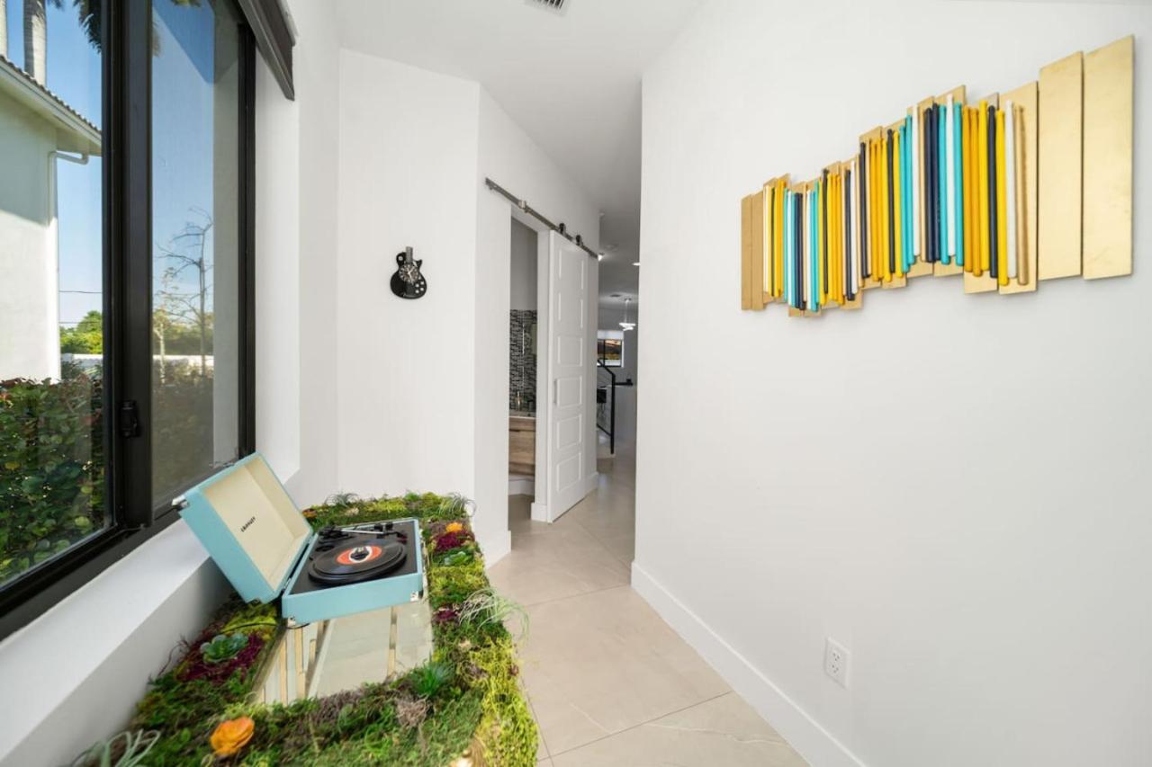 Modern Rocknhome Near Hard Rock And Lauderdale Airport