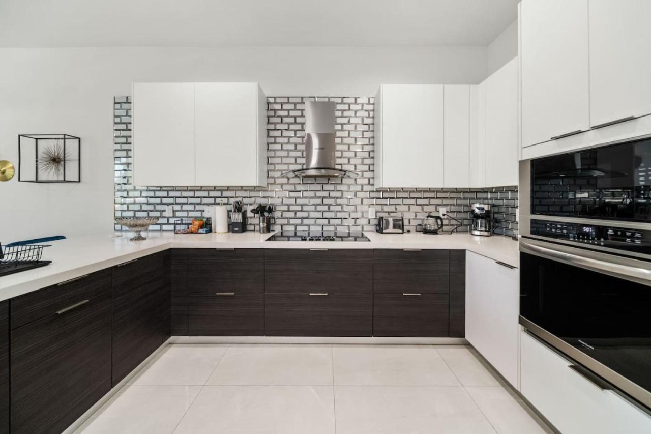 Modern Rocknhome Near Hard Rock And Lauderdale Airport * Fort Lauderdale