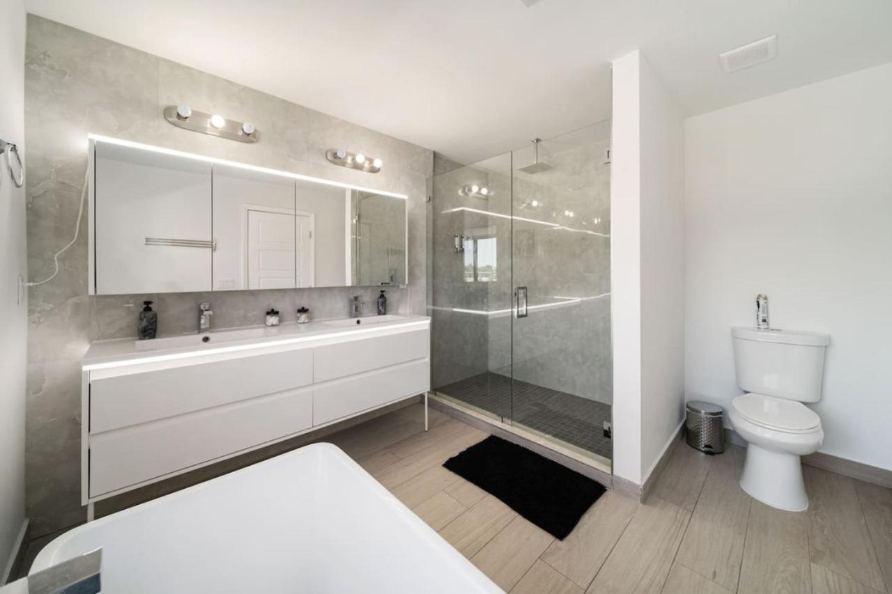Holiday home Modern Rocknhome Near Hard Rock And Lauderdale Airport *