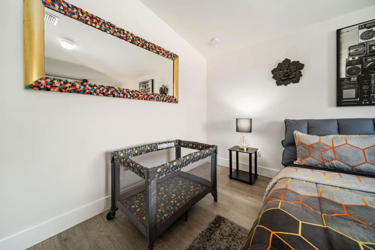 Modern Rocknhome Near Hard Rock And Lauderdale Airport Fort Lauderdale