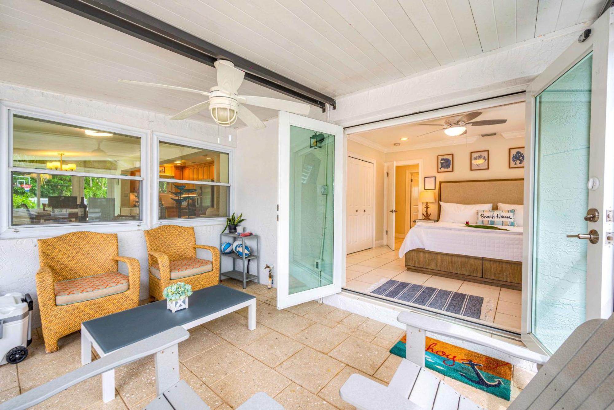 Centrally Located Heated Pool Riverside View Access Citrus Key H0mes Holiday home Fort Lauderdale
