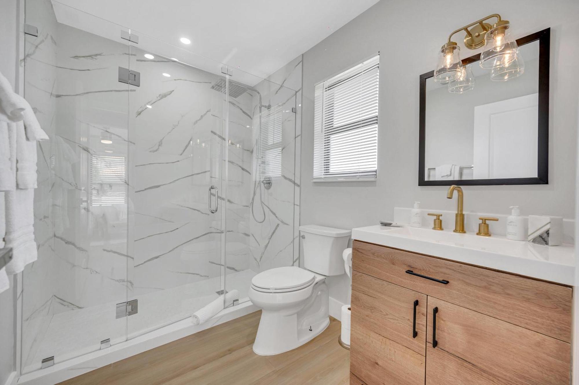 Open Concept Proximity Lush Neighborhood Pearl Key Holiday home *