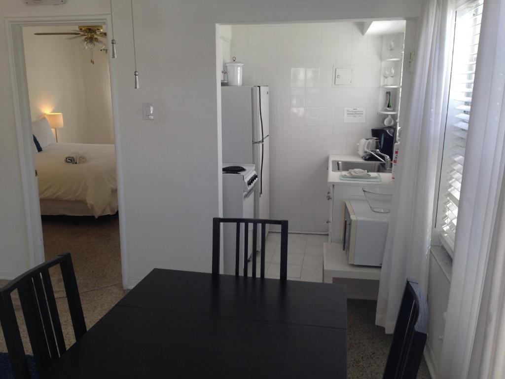 Robindale Suites 3*