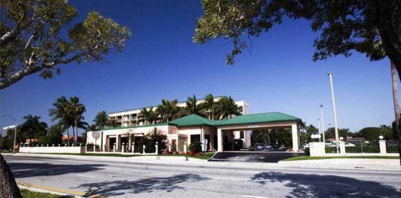 Courtyard By Marriott Lauderdale East / Lauderdale-by-the-sea Hotel 3*