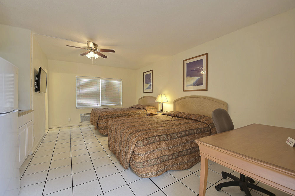 Motel Sea Plaza 2*