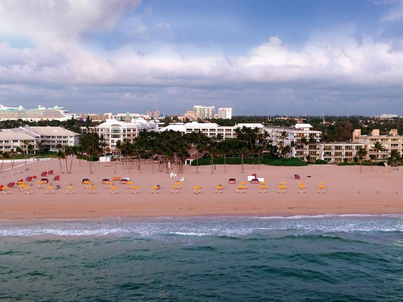 The Mar And Club
