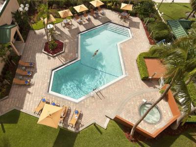 Courtyard By Marriott Lauderdale East / Lauderdale-by-the-sea Fort Lauderdale