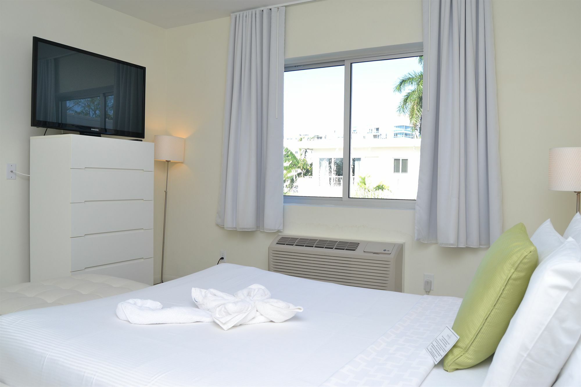 Hotel Tranquilo 3*